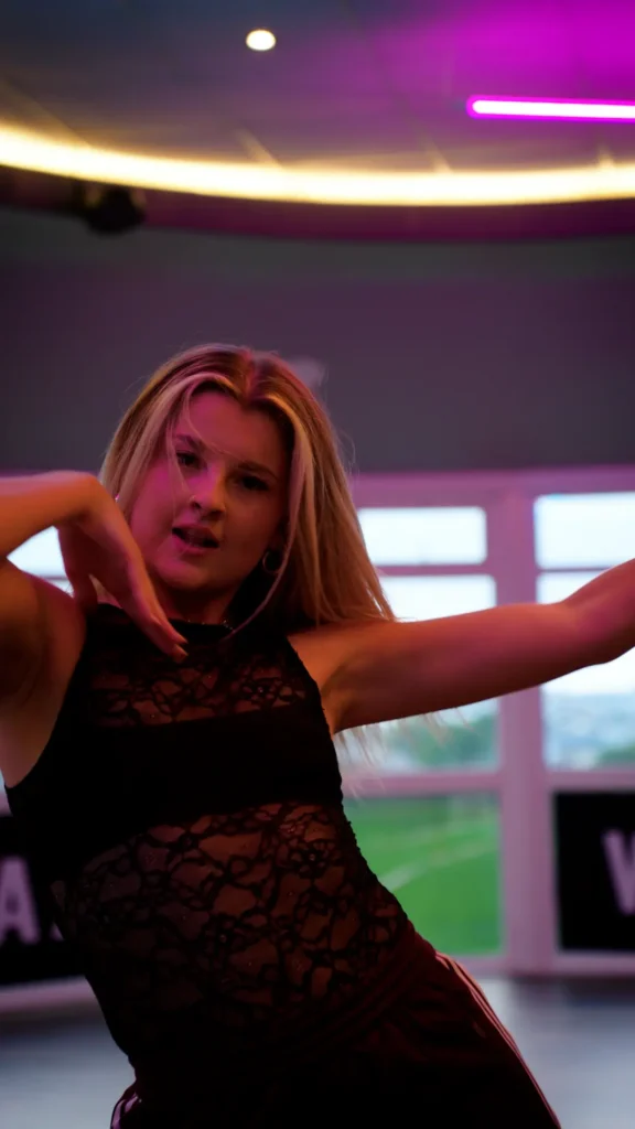 Portrait of AXW instructor Elyse